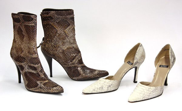Sturart Weitzman women's shoes: (lot of five pairs) Stuart Weitzman women's shoes, all size 6, comprising a pair of variegated brown snakeskin stiletto heeled ankle boots, a pair of variegated white snakeskin stiletto pumps and thre