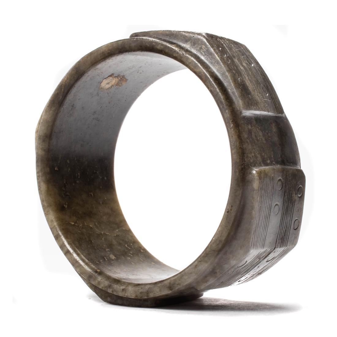 Archaistic jade cong (1 of 3)