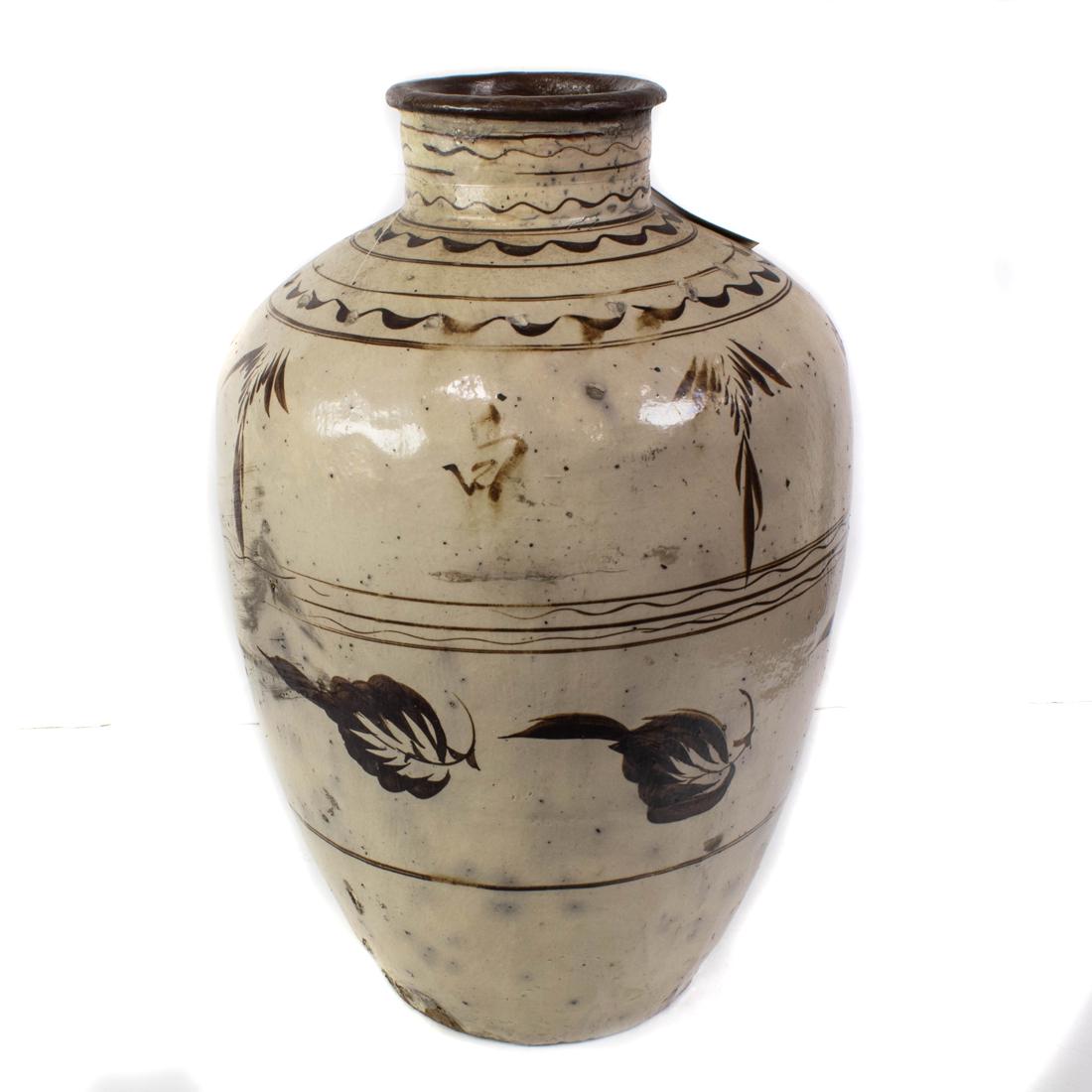 Ming dynasty Cizhou type glazed stoneware jar (1 of 1)