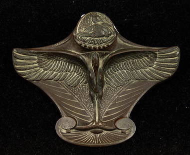 French Egyptian Revival patinated bronze inkwell by Maurice Frecourt: French Egyptian Revival patinated bronze inkwell by Maurice Frecourt, in the form of a crane with outstretched wings, incised signature, 6.5"l.