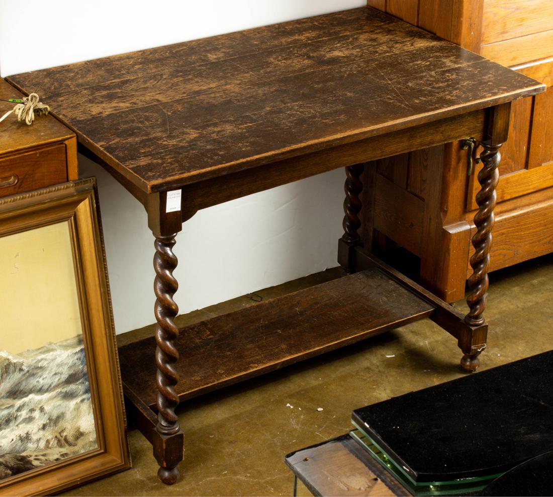 A Stickley Brothers Quaint Furniture quartersawn oak library table (1 of 1)
