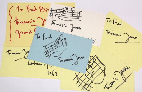 Movie star autographs: (lot of 40+) Movie star autographs, including John Inman, Jill Ireland, Jeremy Irons, Glenda Jackson, Derek Jacobi, David Janssen, Graham Jarvis, Norman Jewison, Johnnie Johnson, Lamont Johnson, Nunna