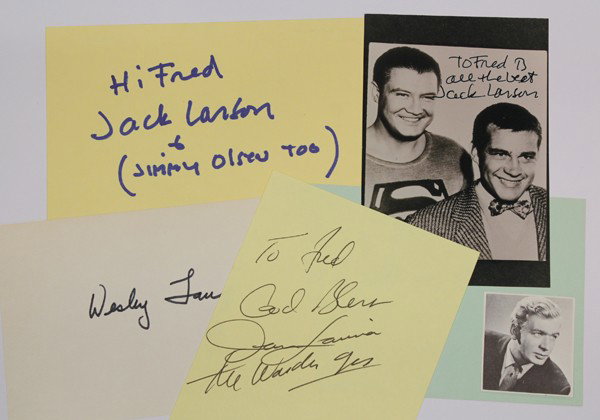 Movie star autographs: (lot of 40+) Movie star autographs, including John Larch, Piper Laurie, Marc Lawrence, Jack Larson, Wesley Lau, Richard Lawson, David Lean, Ang Lee, Bernard Lee, Michael Legrand, Joe Leguizamo, Fritz