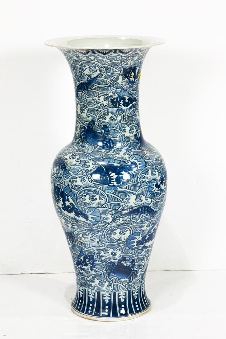 Large Chinese underglaze blue trumpet vase (1 of 1)