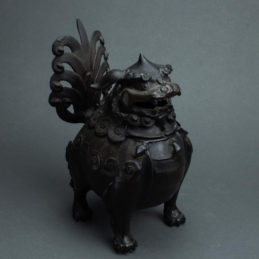 Chinese bronze mythical beast censer (1 of 2)