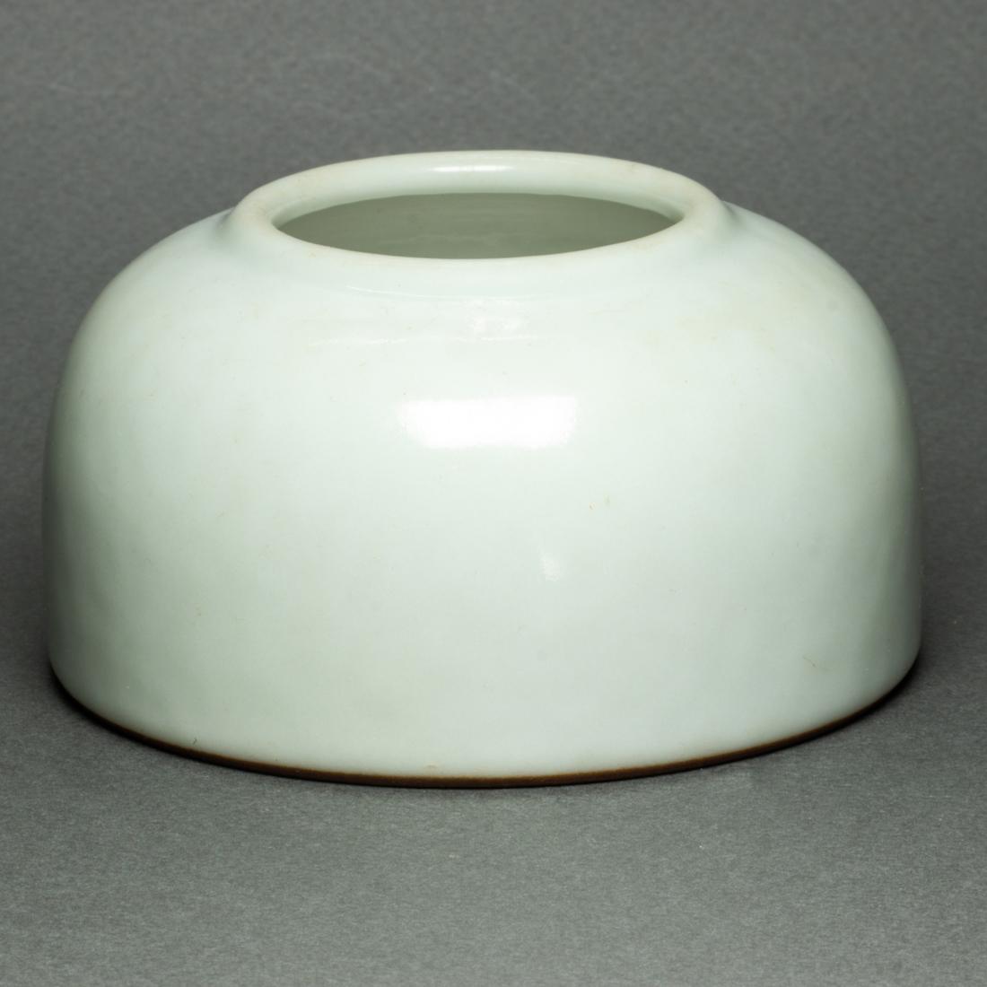 Guan type glazed water coupe (1 of 3)