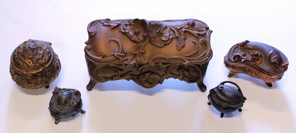 Associated set of jewelry boxes: (lot of 5) Associate set of Art Nouveau jewelry boxes consisting of three gilt and patinated metal boxes and two pewter boxes, largest: 4''h x 8''w x 3.5''d