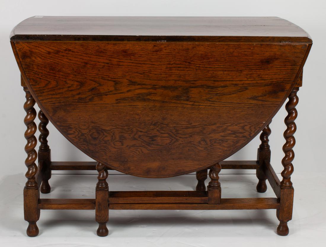 An English oak gate leg table circa 1870 (1 of 5)
