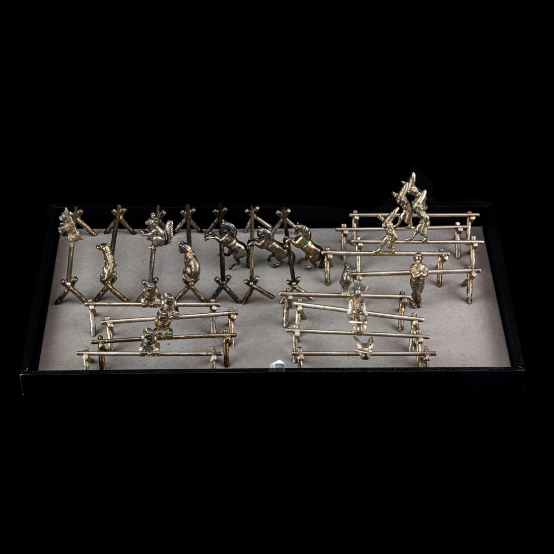 (lot of 20) Quadruple plate figural knife rests including jumping horses (1 of 1)