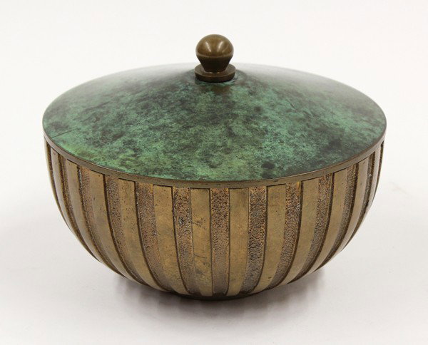 Lino Sabattini bronze bowl: Lino Sabattini, Italian patinated bronze bowl with lid circa 1950, having a verdis patinated lid and interior, the lid surmounted with a spherical knop above a vertical decorated bulbous body terminat