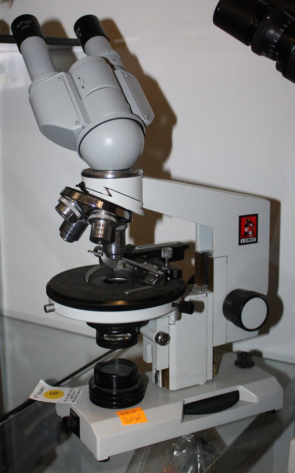 Lomo microscope: Lomo laboratory microscope NTT0045, Made in USSR, 12V 20W
