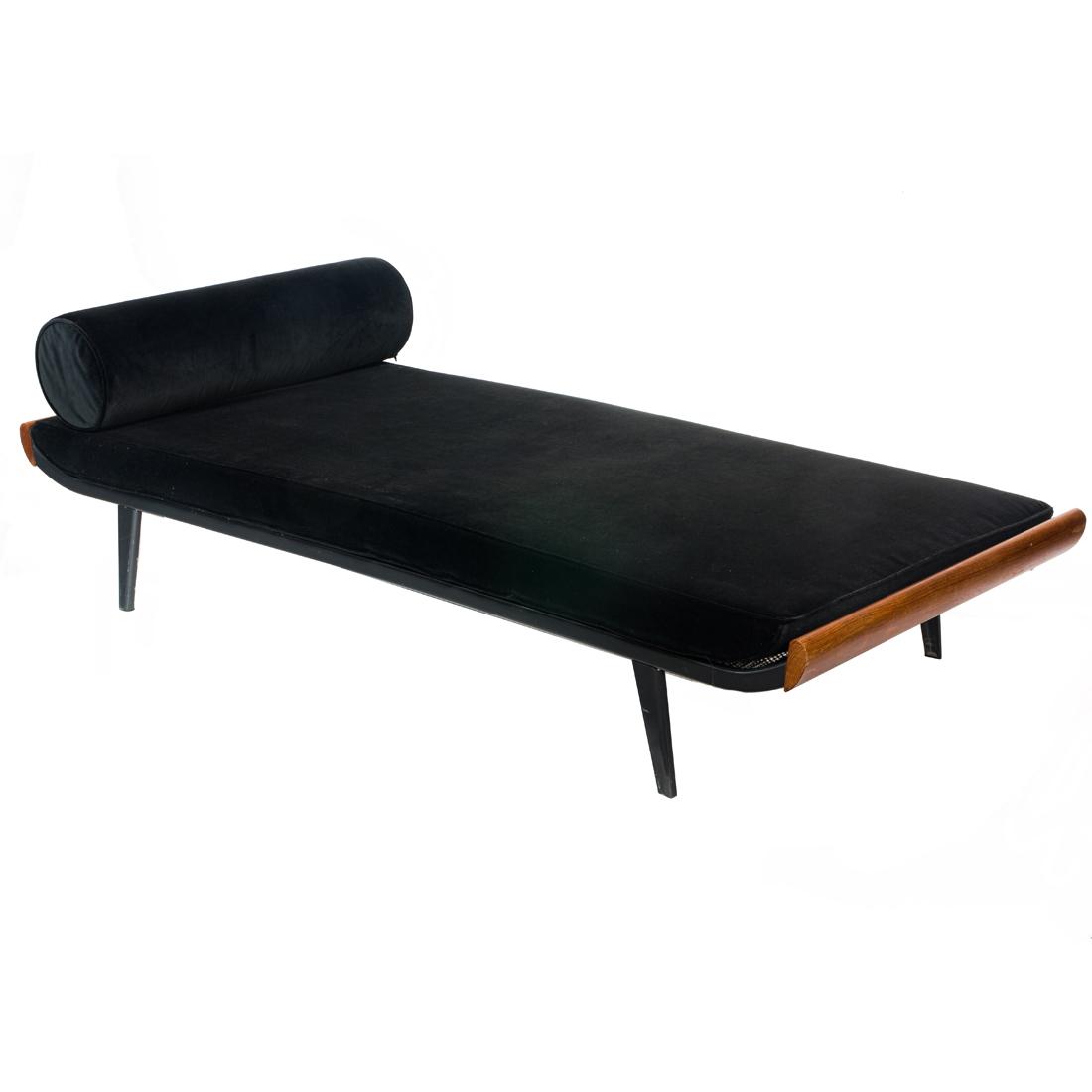 Modern, Daybed (1 of 4)