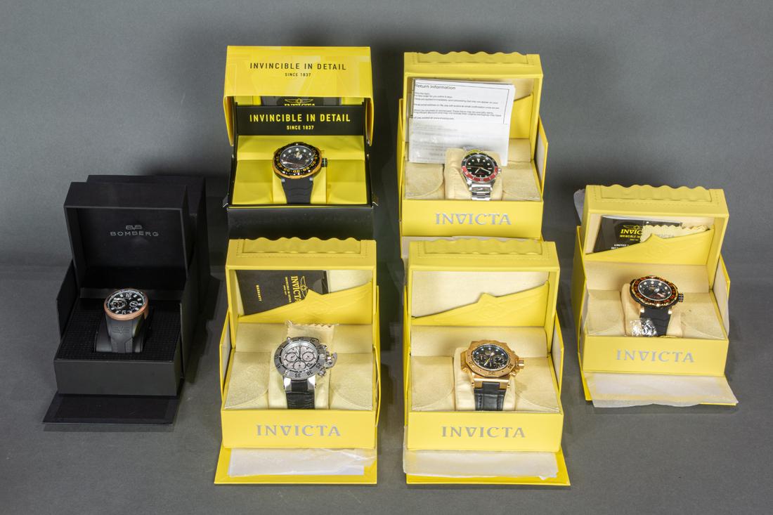 Watch collection in new condition with presentation boxes: Watch collection in new condition with presentation boxes, including five Invicta watches, together with a Bomberg example, [lot of 6]