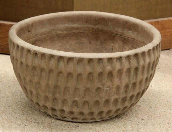 Stan Bitters, stoneware thumb pot: Stan Bitters, stoneware thumb pot, interior incised with HSC (Hans Sumpf Co.), 10''h x 18.5''w
