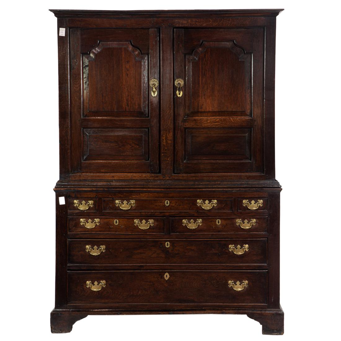 An English George I oak linen press first half 18th century (1 of 3)