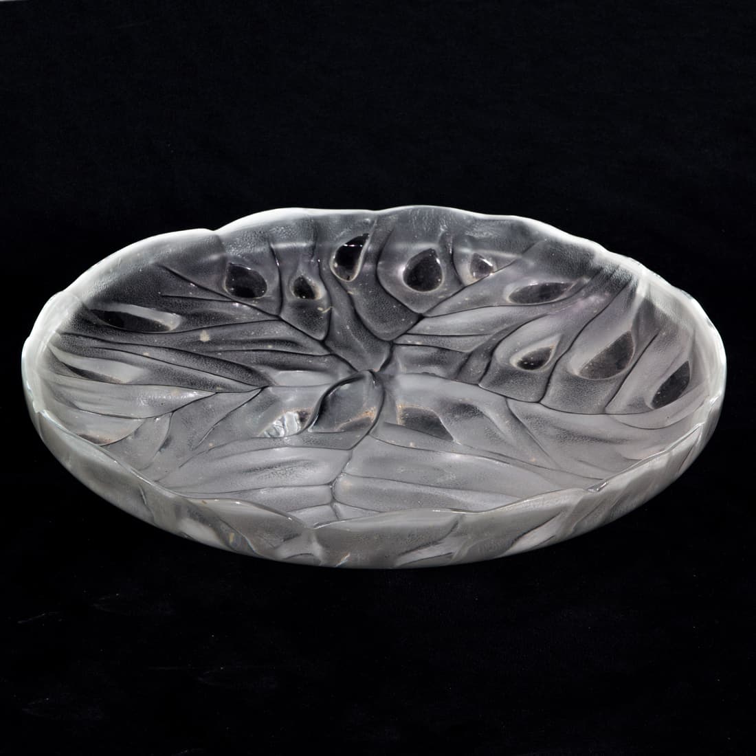 A Lalique frosted and clear glass Barbade pedestal plate (1 of 4)