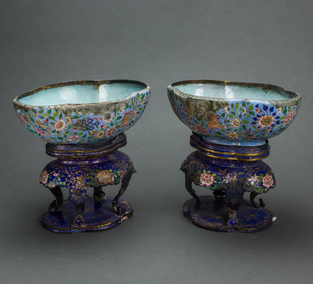 A pair of Canton enameled metal bowls and matching stands (1 of 2)