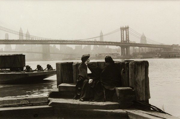 Photograph, Helen Levitt, Brooklyn New York: Framed gelatin silver print, ''Brooklyn, New York'', circa 1942, by Helen Levitt (American, 1913-2009), dated, signed and titled verso in pencil, sight: 7.375''h x 11''w, print: 11''h x 14''w. Provena