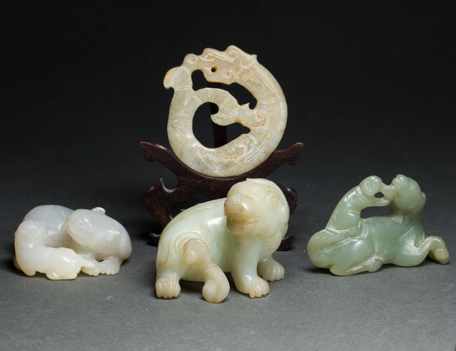 (lot of 4) Chinese jade carvings (1 of 1)