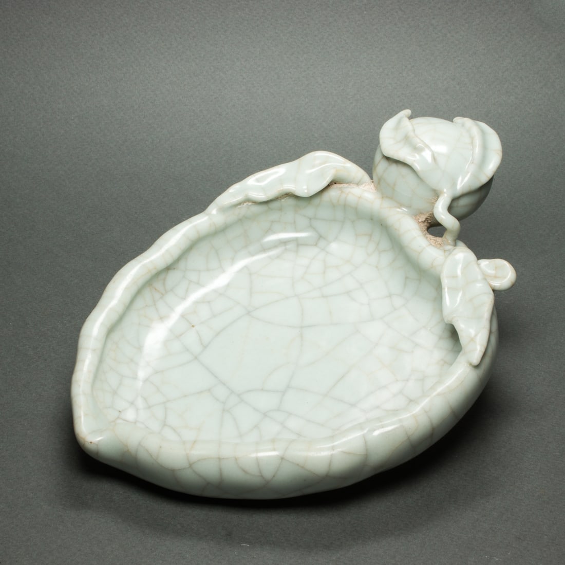 Chinese Guan type peach-form brush washer (1 of 1)