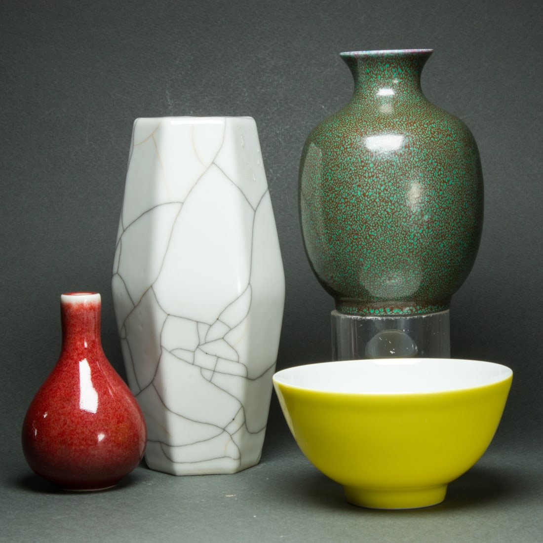 (lot of 4) Chinese Republic period monochrome glazed porcelain items (1 of 2)