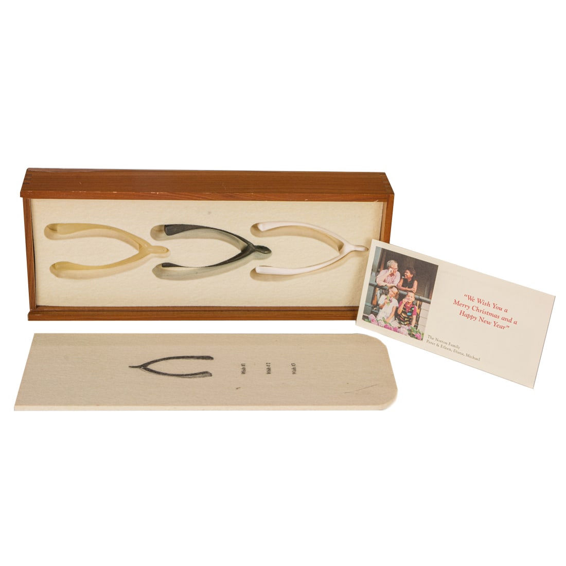 Sculpture Multiple, Lorna Simpson (1 of 6)