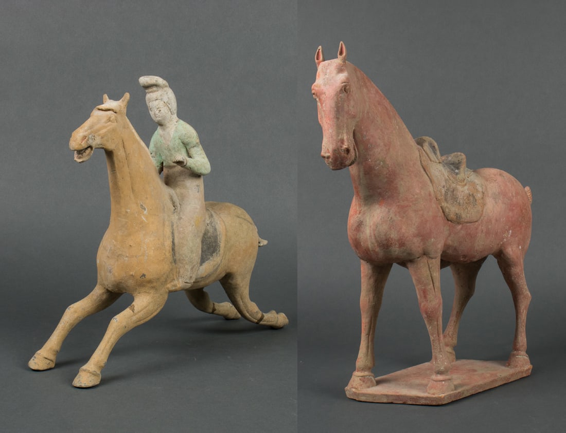 (lot of 2) Chinese pottery horse models (1 of 5)