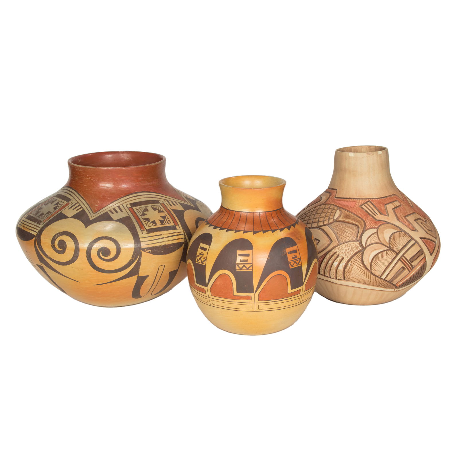 Three Hopi pottery jars by the Nahmpayo family (1 of 7)