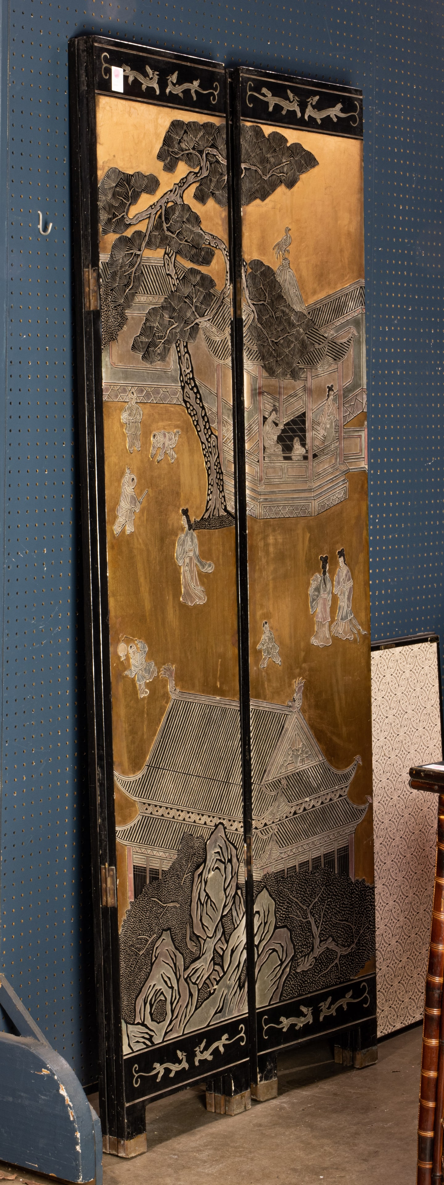 Chinese six-panel coromandel folding screen (1 of 1)