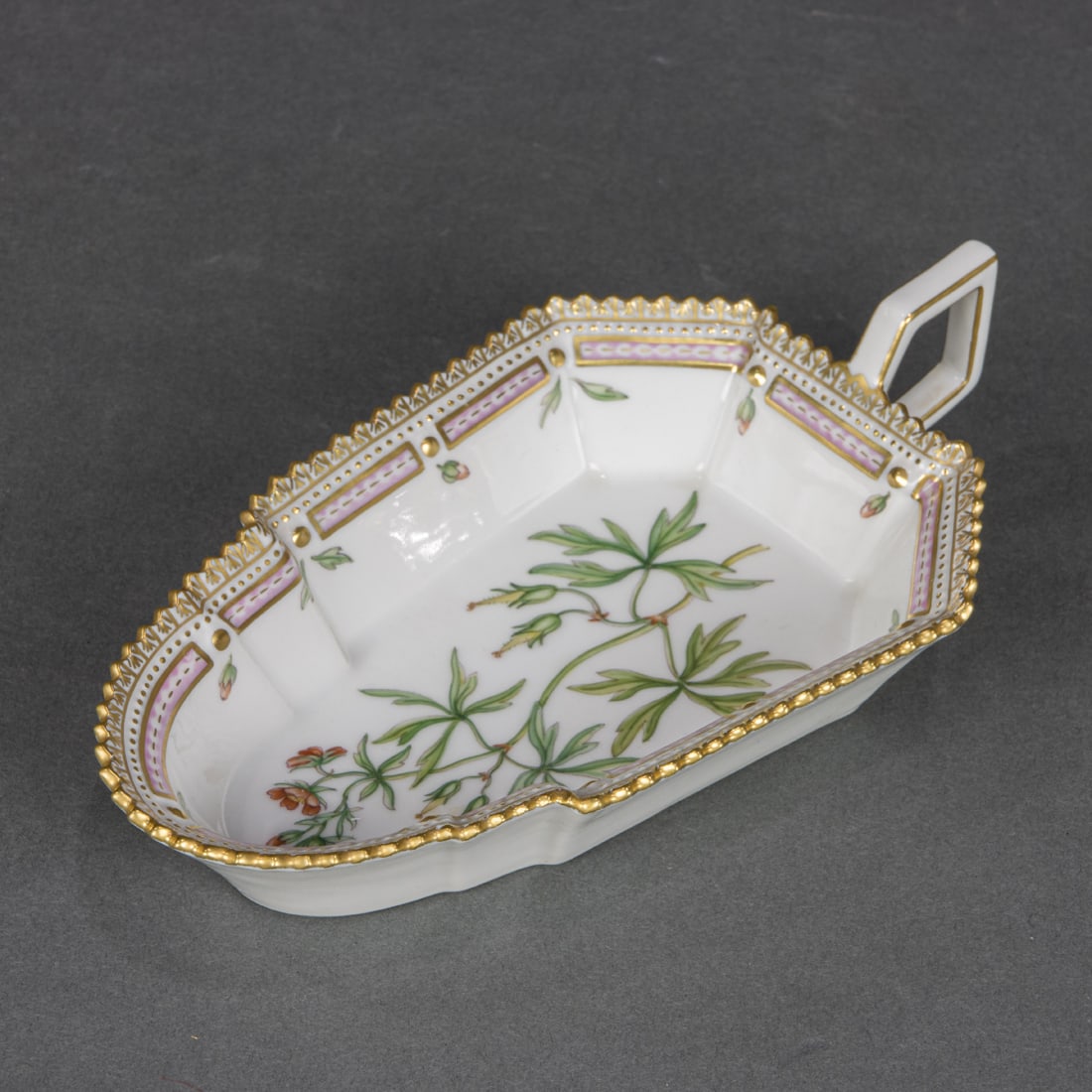 A Royal Copenhagen porcelain Flora Danica pickle dish (1 of 4)
