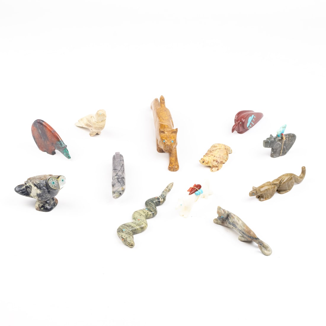 A lot of twelve Zuni stone fetish carvings of various animals (1 of 3)