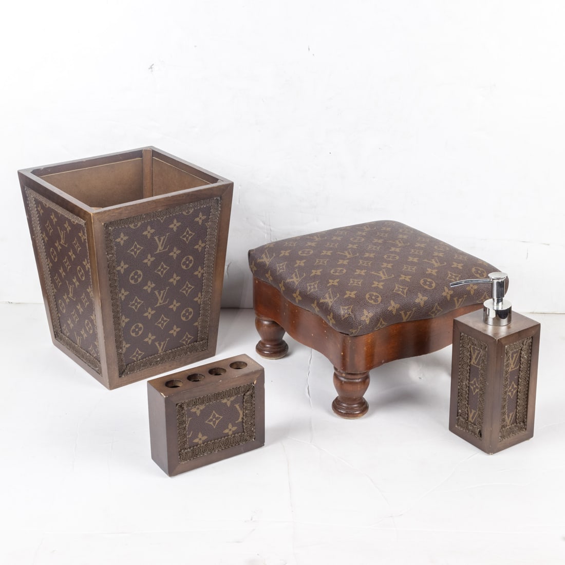 A group of monogram canvas dressing room articles (1 of 1)