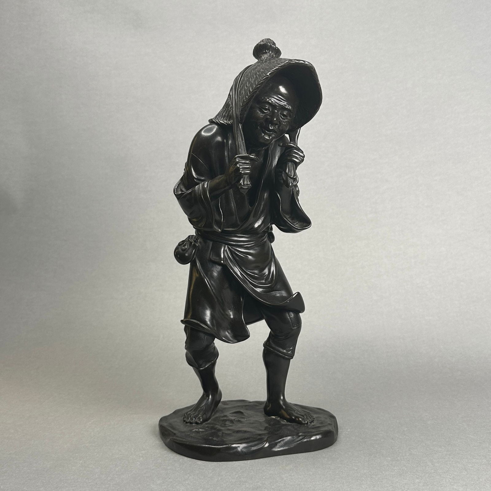 Japanese Meiji Tokyo School Bronze Fisherman Carrying Basket, Meiji Period (1 of 9)