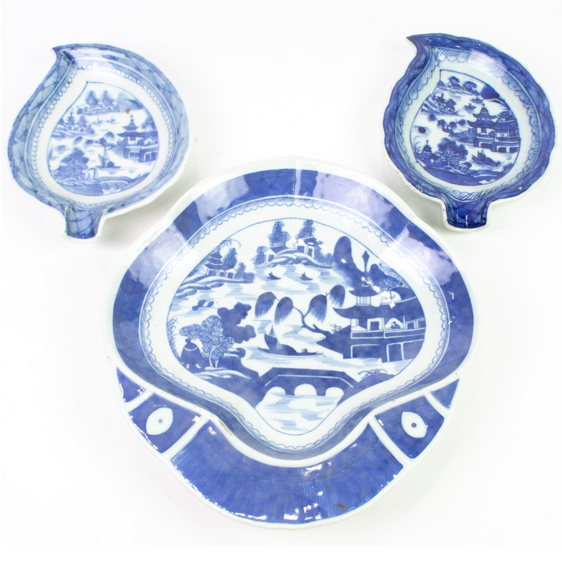 (lot of 3) Chinese export blue and white dishes: (lot of 3) Chinese export blue and white dishes. 19th century, from 7.5" to 10.5" across. Provenance: Property from the estate of Patricia Moffat Pope, San Francisco, CA.