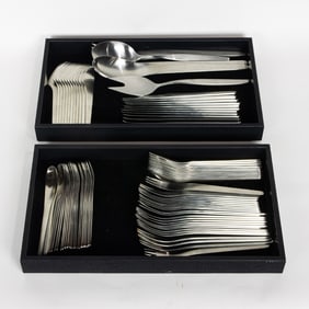 A set of Arne Jacobsen stainless flatware set