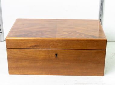 A vintage Alfred Dunhill humidor