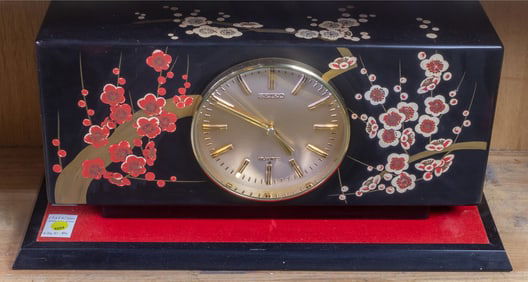 A Seiko Japanese lacquer mantel clock, second half 20th century, QY312K