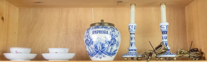A group of Chinese Export porcelain and Dutch Delft ceramics