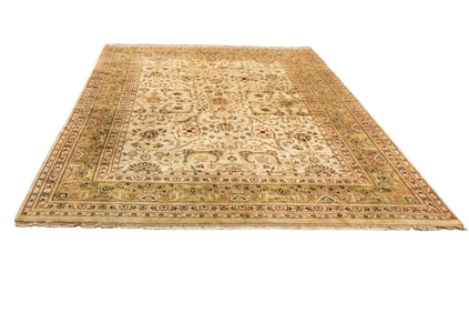 Indo Tabriz carpet, 9'1" x 11'8"