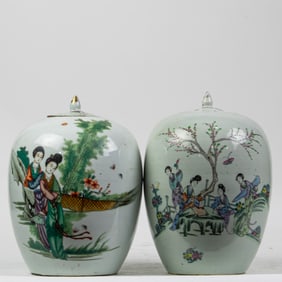 (lot of 2) Chinese famille rose jars with lids