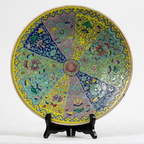 Chinese famille rose floral dish