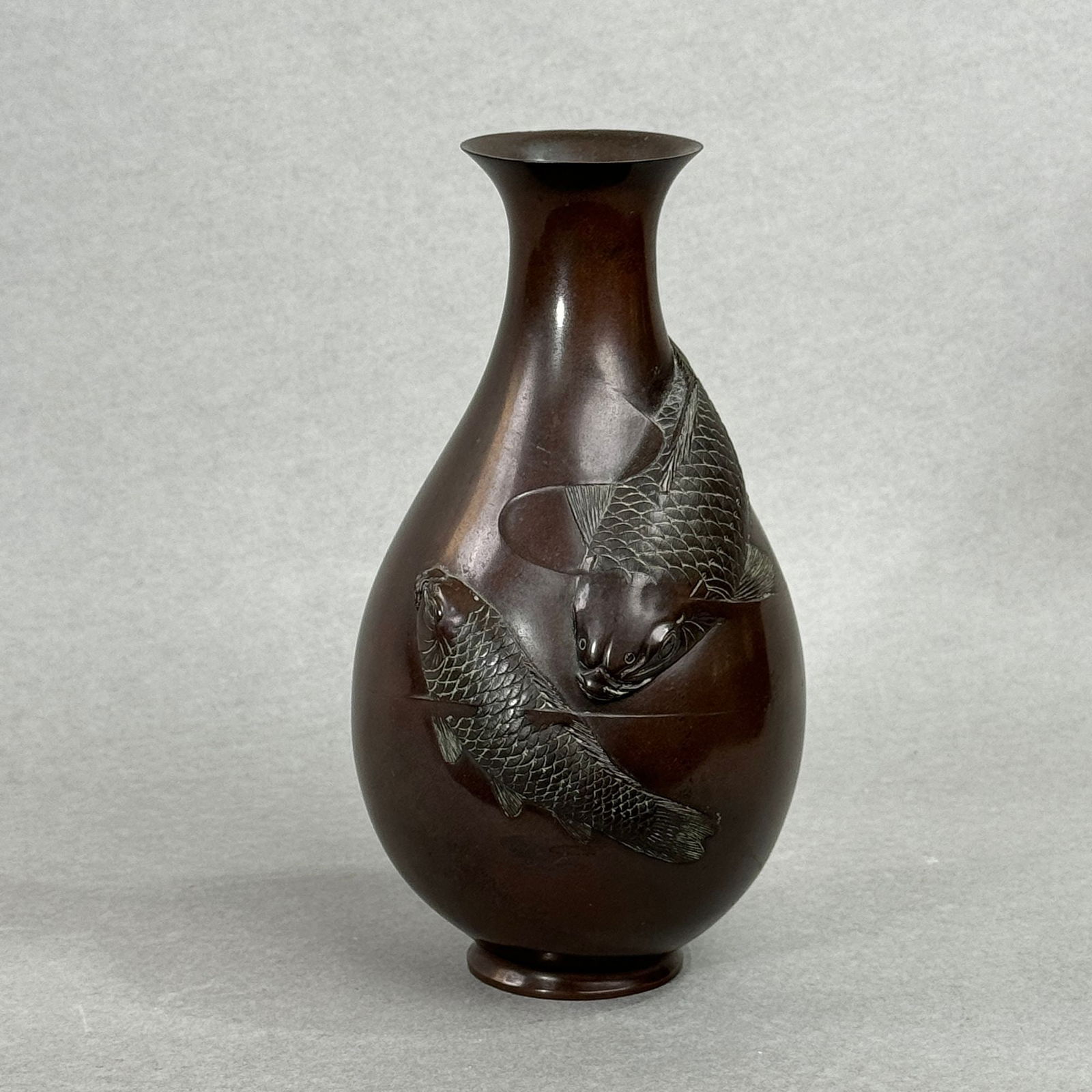 Japanese Bronze 'Koi' Vase, Meiji Period (1 of 11)