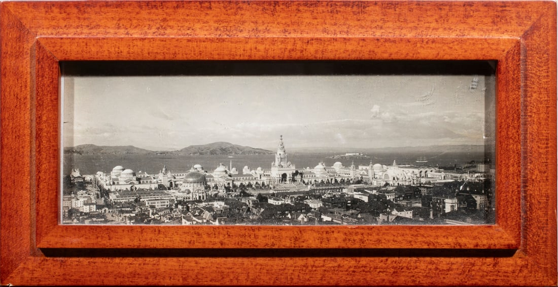 A group of pins and ribbons for the 1915 Panama-Pacific International Exposition (PPIE) including (1 of 4)