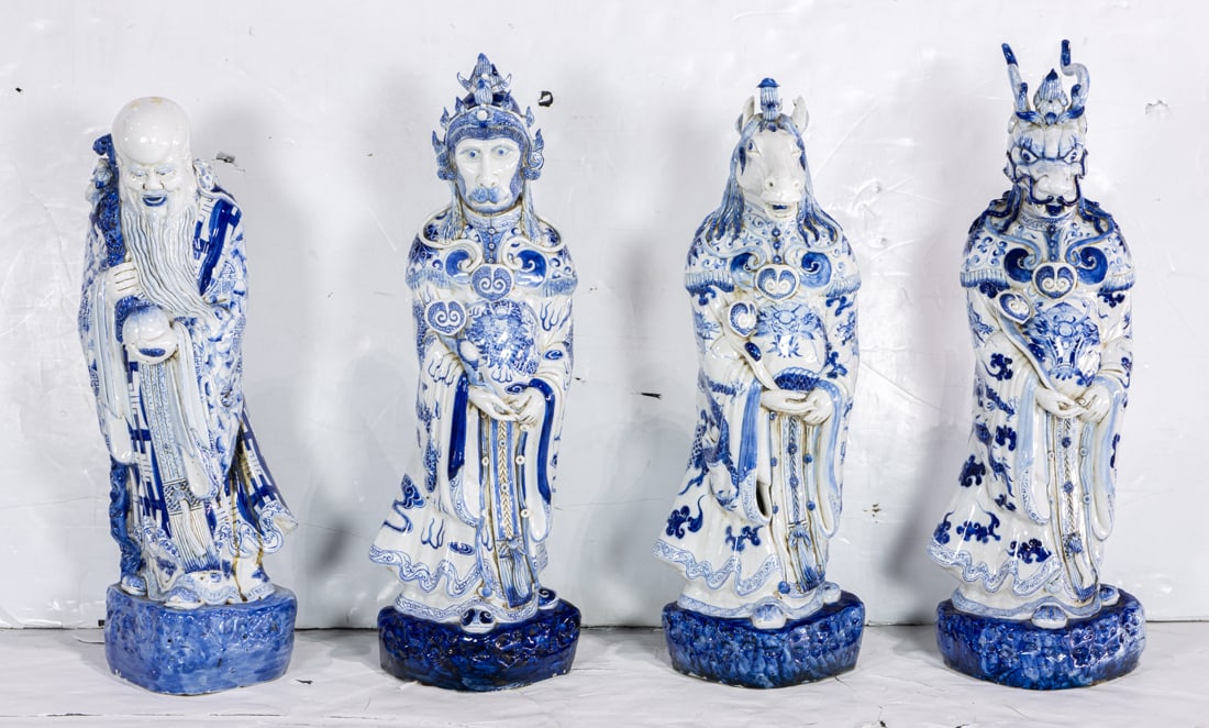 (lot of 4) Chinese blue and white zodiac porcelain figures with stands (1 of 2)