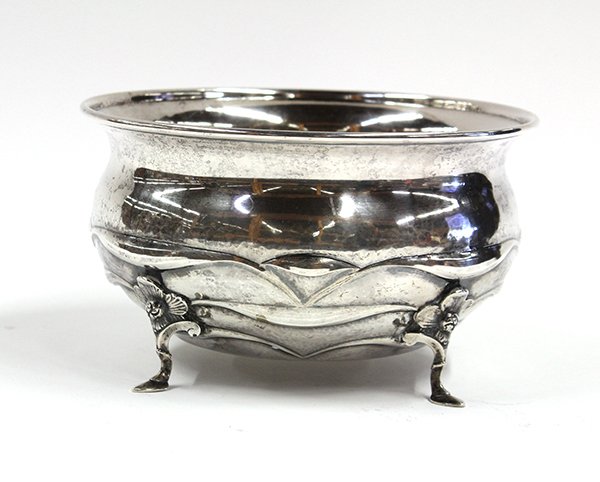 Knud Georg Jensen silver bowl: Danish .826 fine silver jardiniere, by Knud Georg Jensen, Copenhagen, 1908-1948, the organic example featuring complex hand-wrought components including chasing and hammering to form an impressed flor