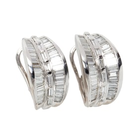 A pair of diamond and 18k white gold earrings