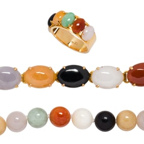 A Hardstone and 14k gold jewelry suite