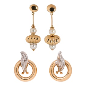 Two pairs of 14k gold earrings