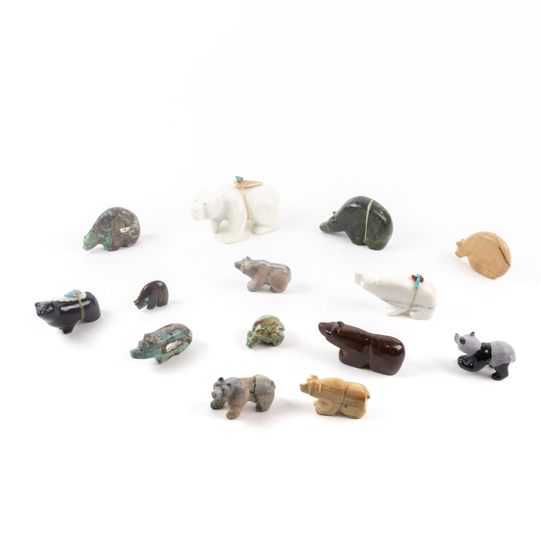 A lot of fourteen Zuni stone fetish carvings of bears (1 of 2)