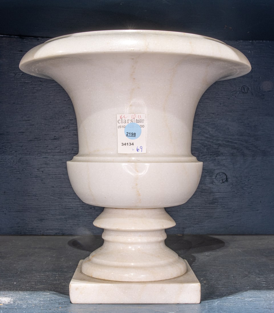 A marble campana form urn (1 of 1)
